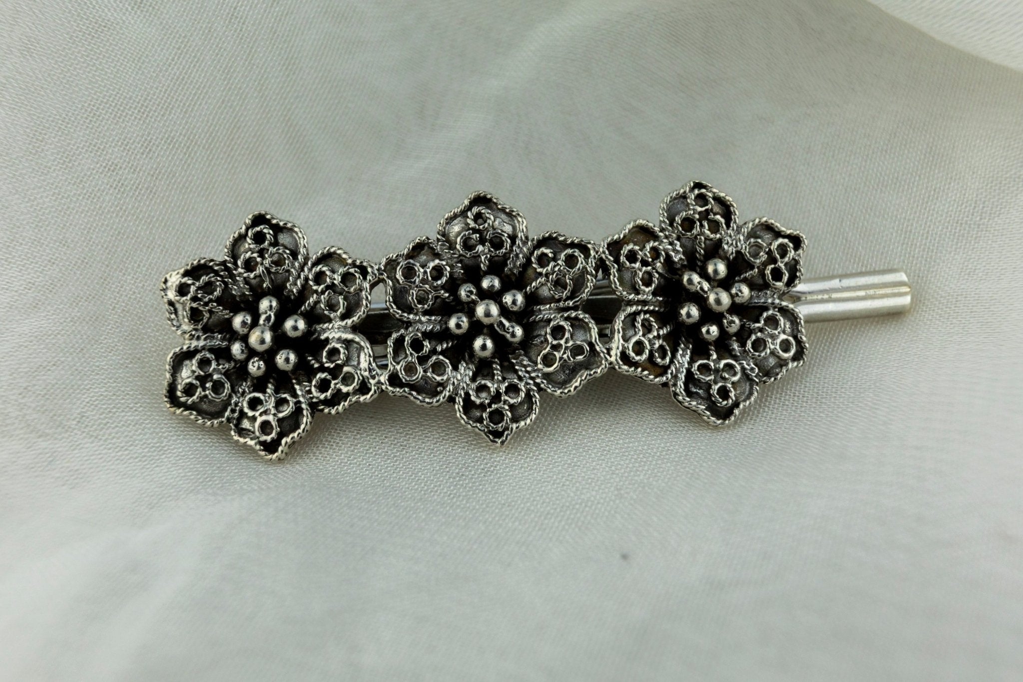 925 Silver Textural Cluster Hair Clip - Miraura Jewels