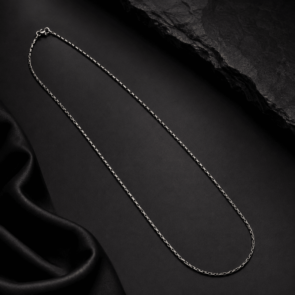 Men's Minimalist Oxidized Venetian Chain - Miraura Jewels