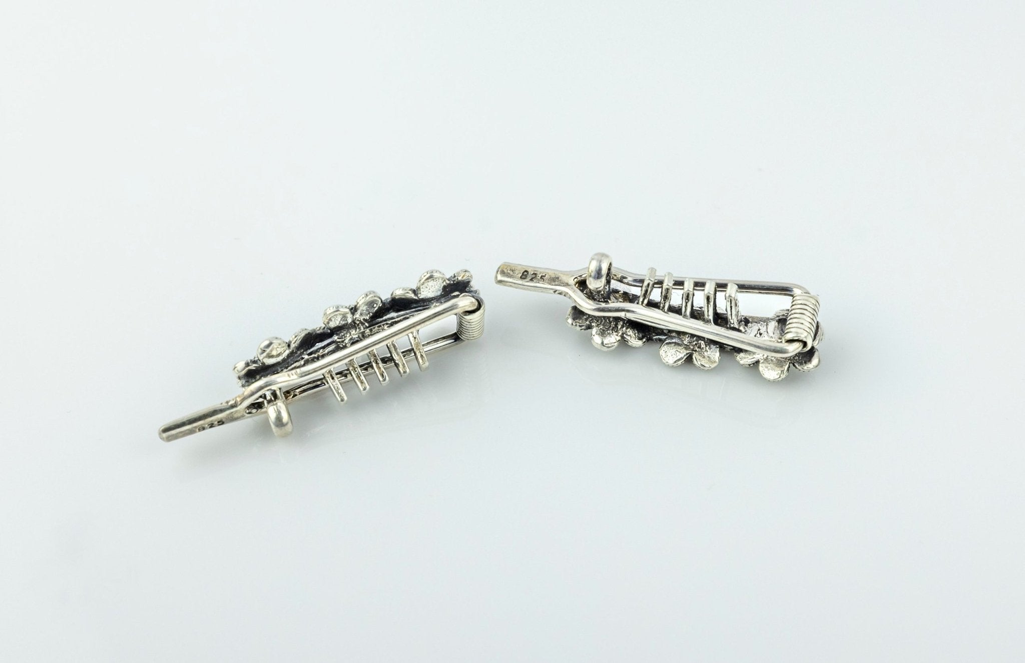 Antiqued Silver Flower Hair Clip - Miraura Jewels