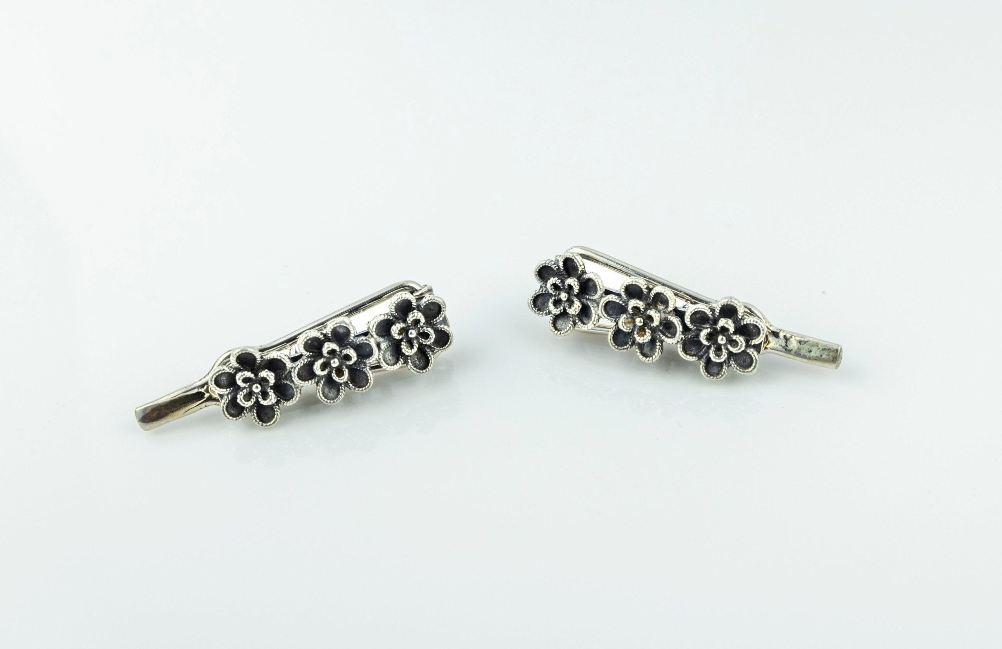 Antiqued Silver Flower Hair Clip - Miraura Jewels