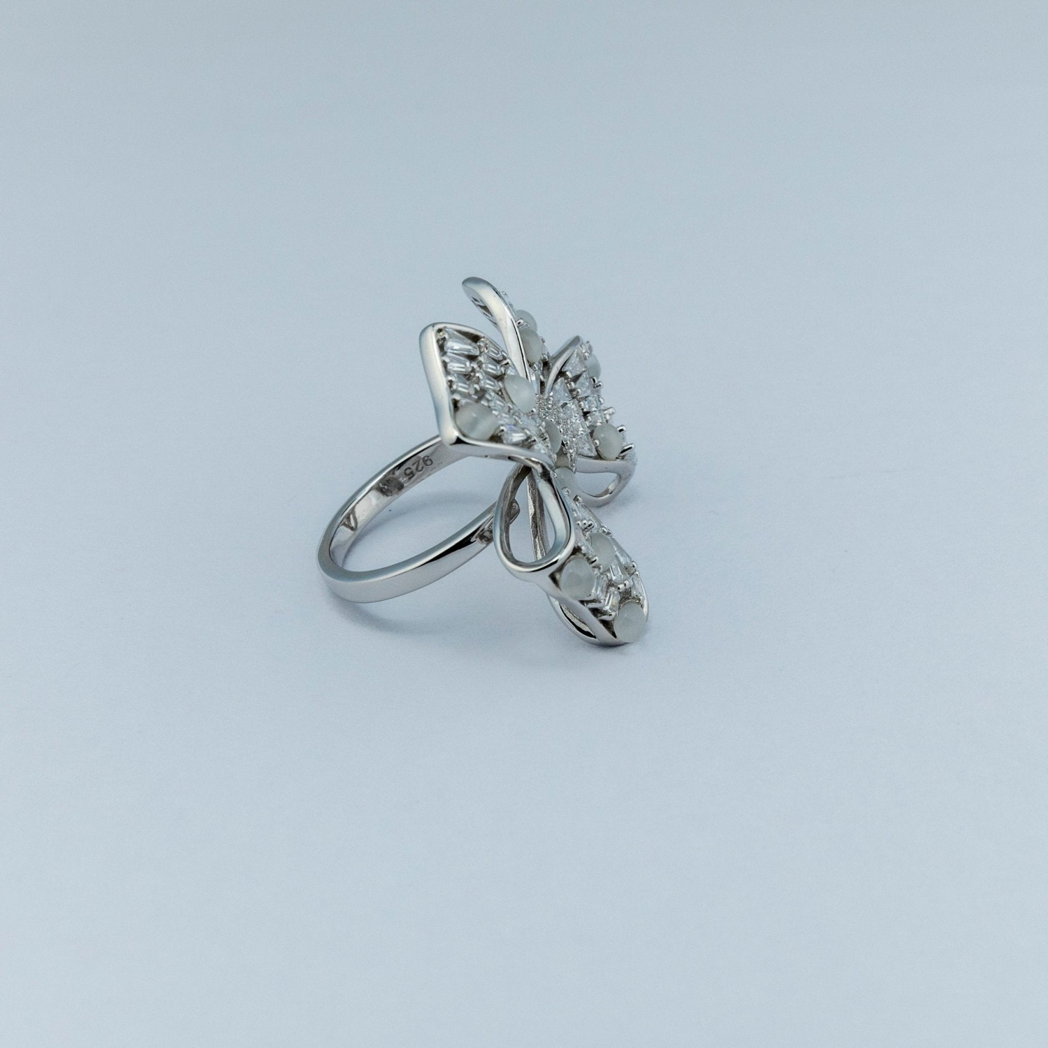 Bow Statement Ring - Miraura Jewels