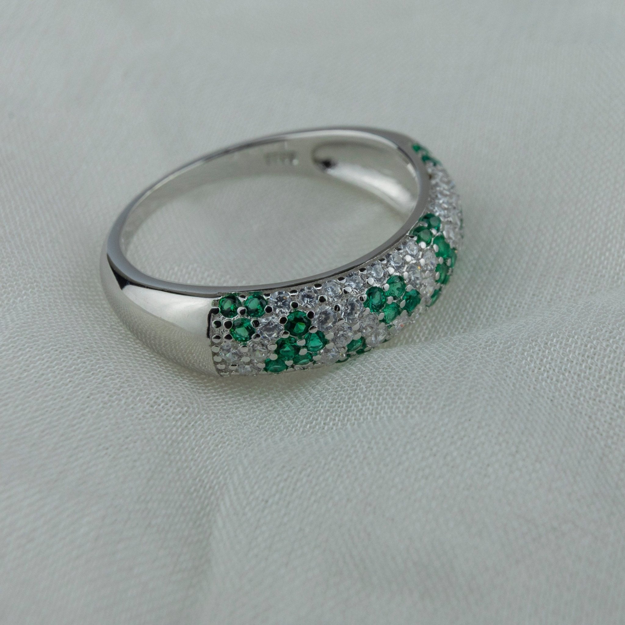 Chevron Pave Ring - Miraura Jewels