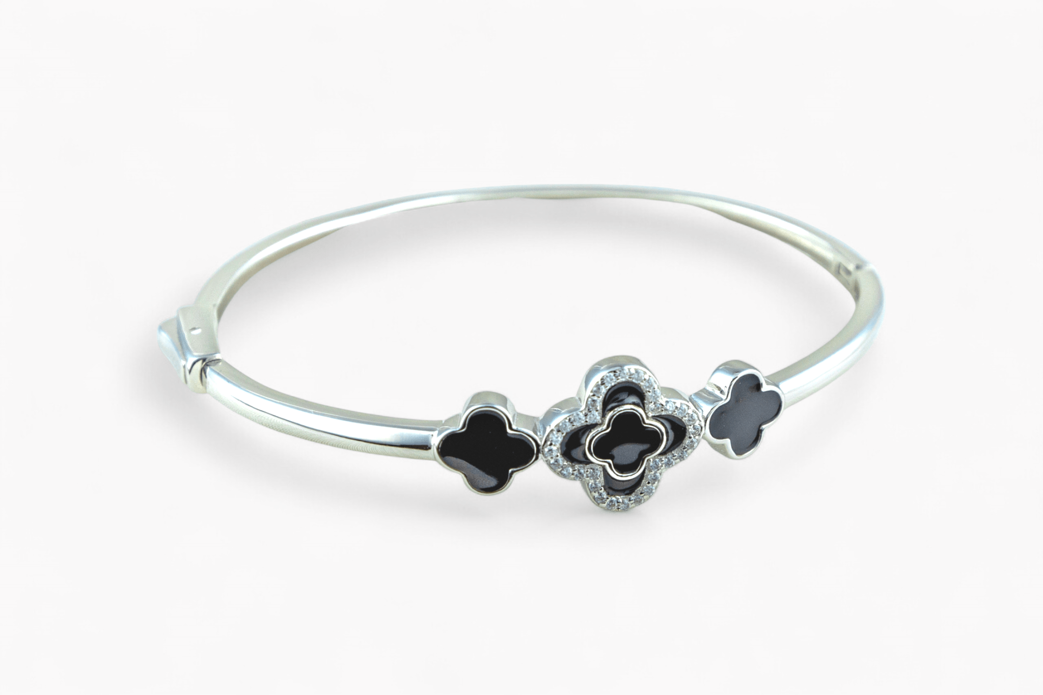 Clover Motif Bangle - Miraura Jewels