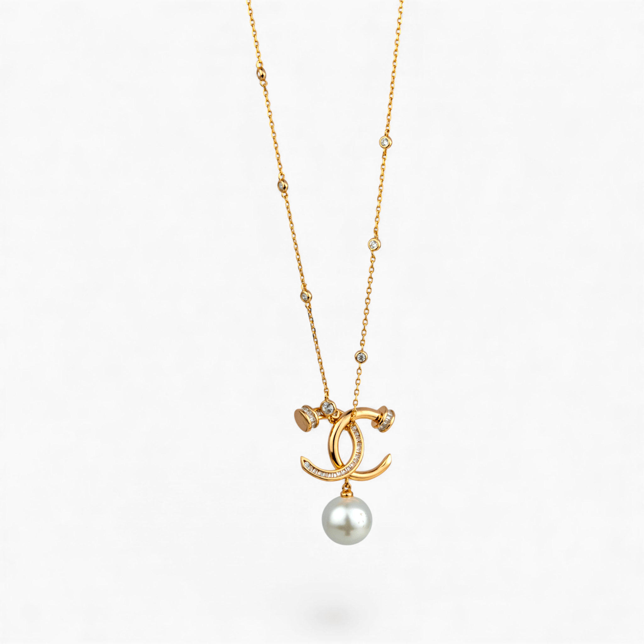 Crystal Interlock Pearl Pendant - Miraura Jewels