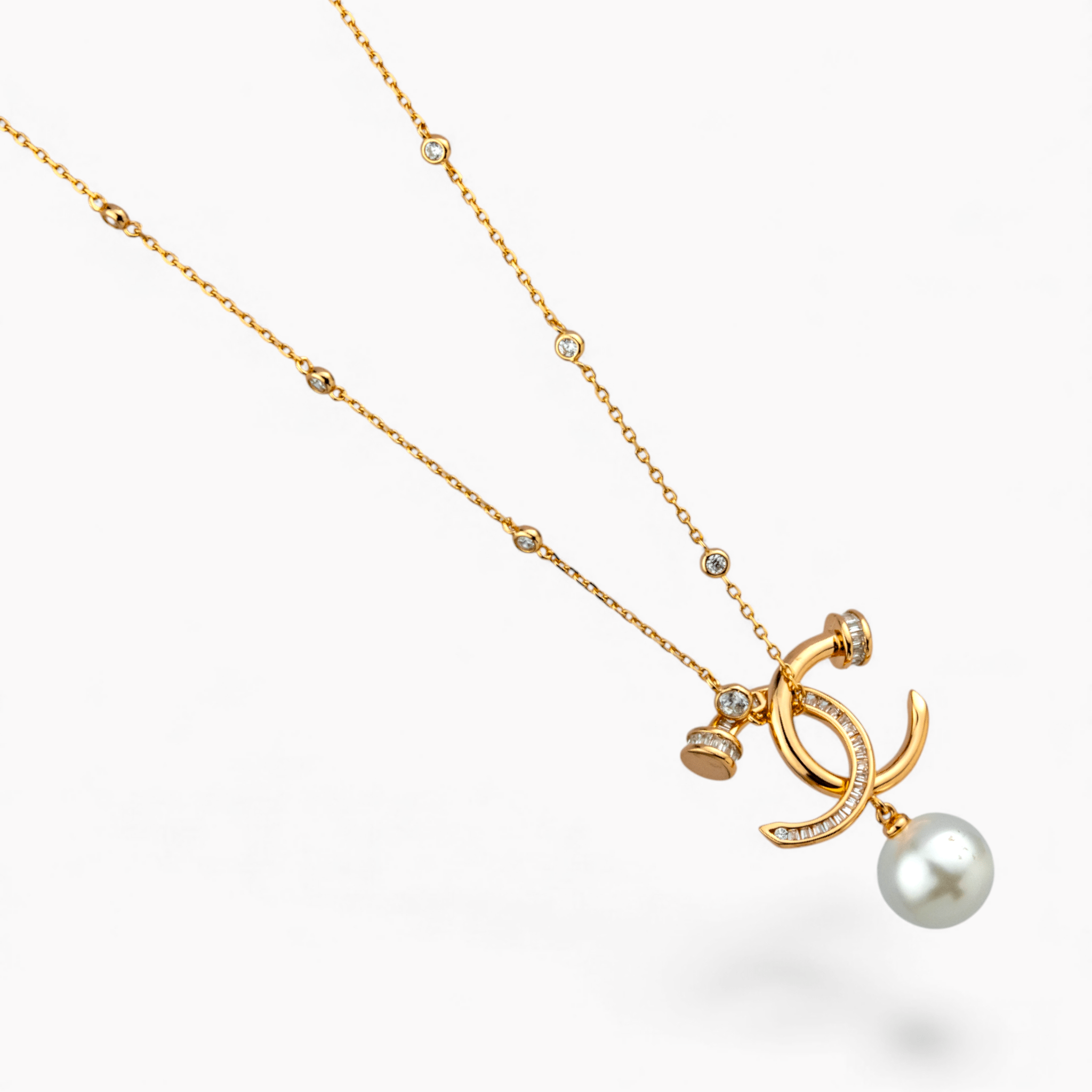 Crystal Interlock Pearl Pendant - Miraura Jewels