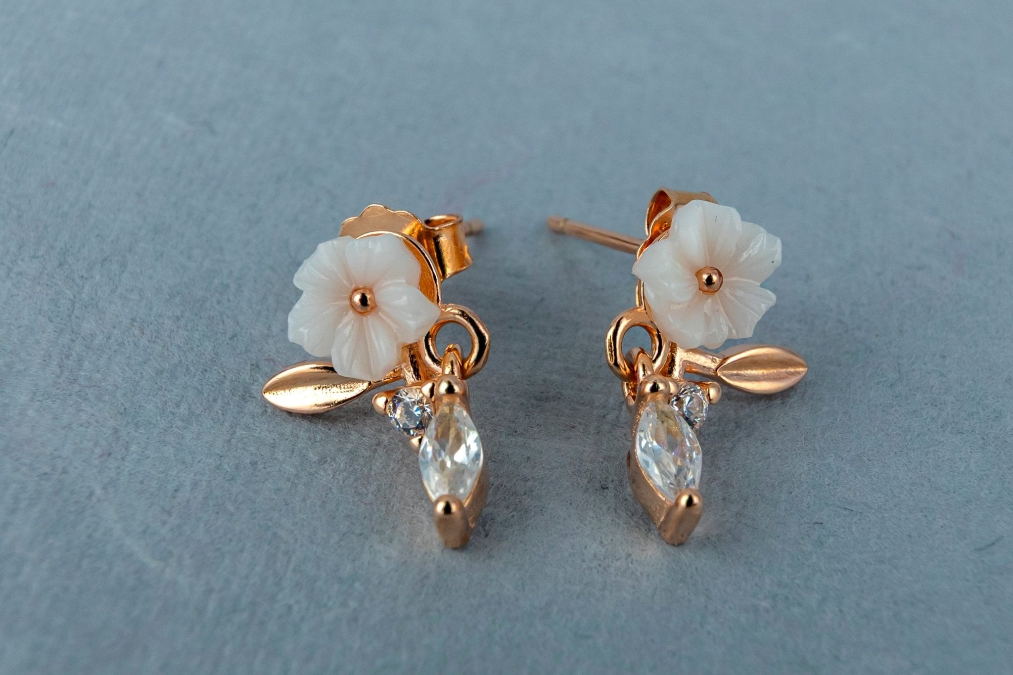 Leaf Dangle Earrings - Miraura Jewels