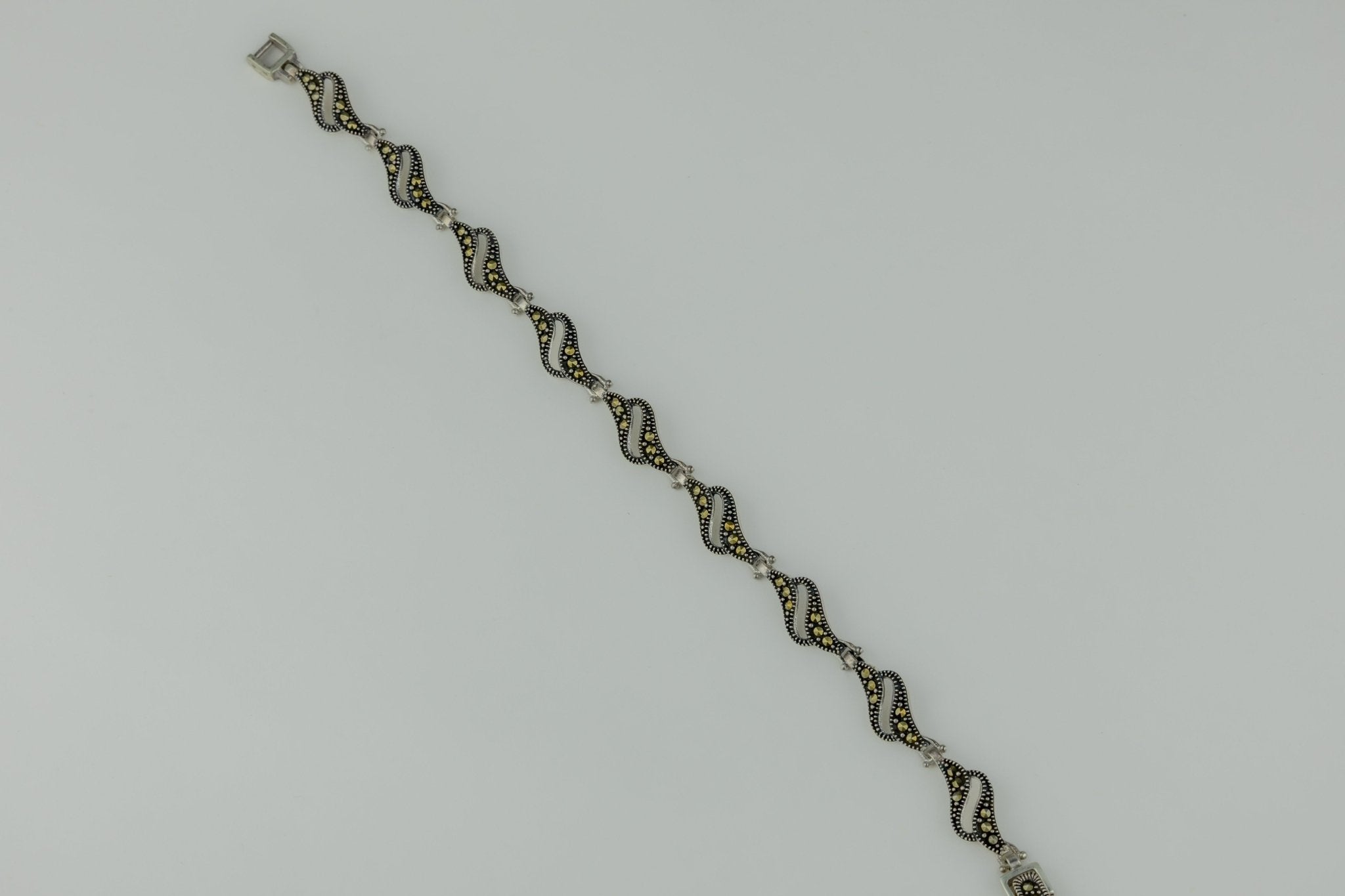 Marquise Link Bracelet - Miraura Jewels
