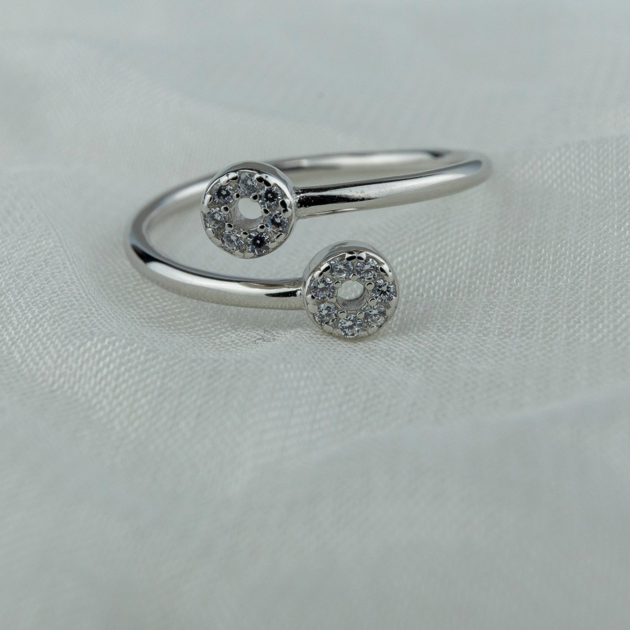 Minimalist Bypass Ring - Miraura Jewels