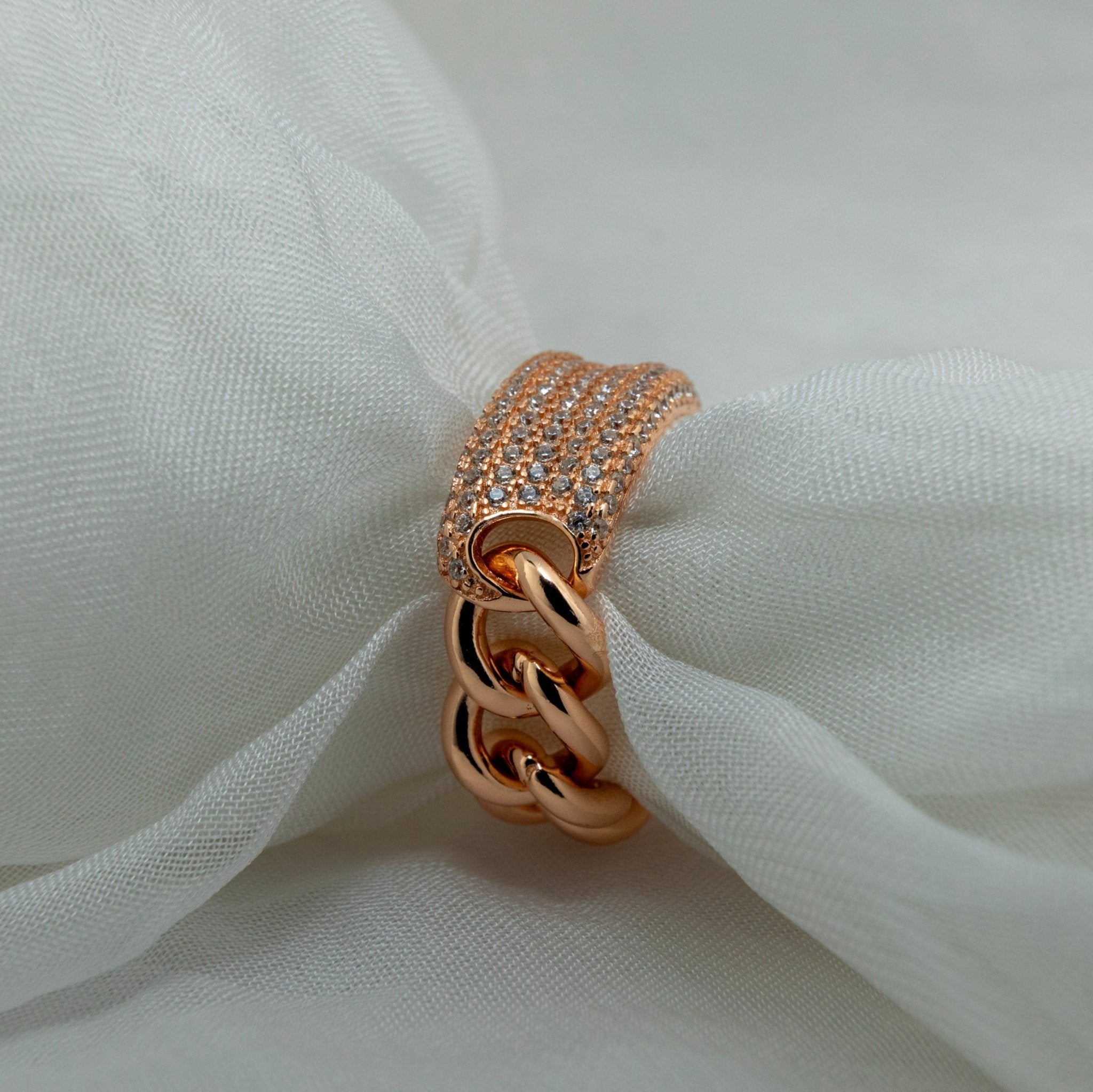Pave Curb Chain Ring - Miraura Jewels