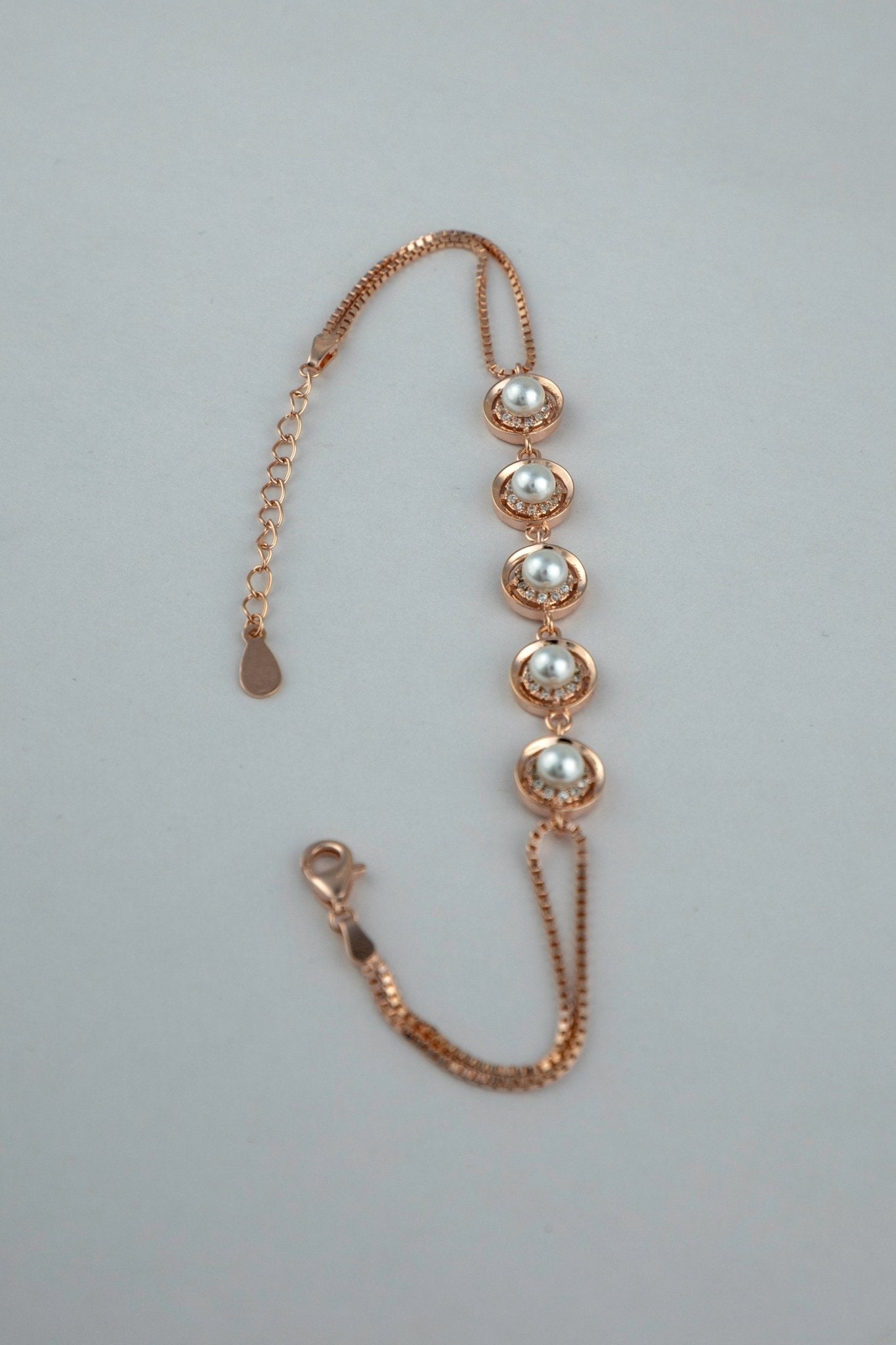 Pearl Station Slider Bracelet. - Miraura Jewels