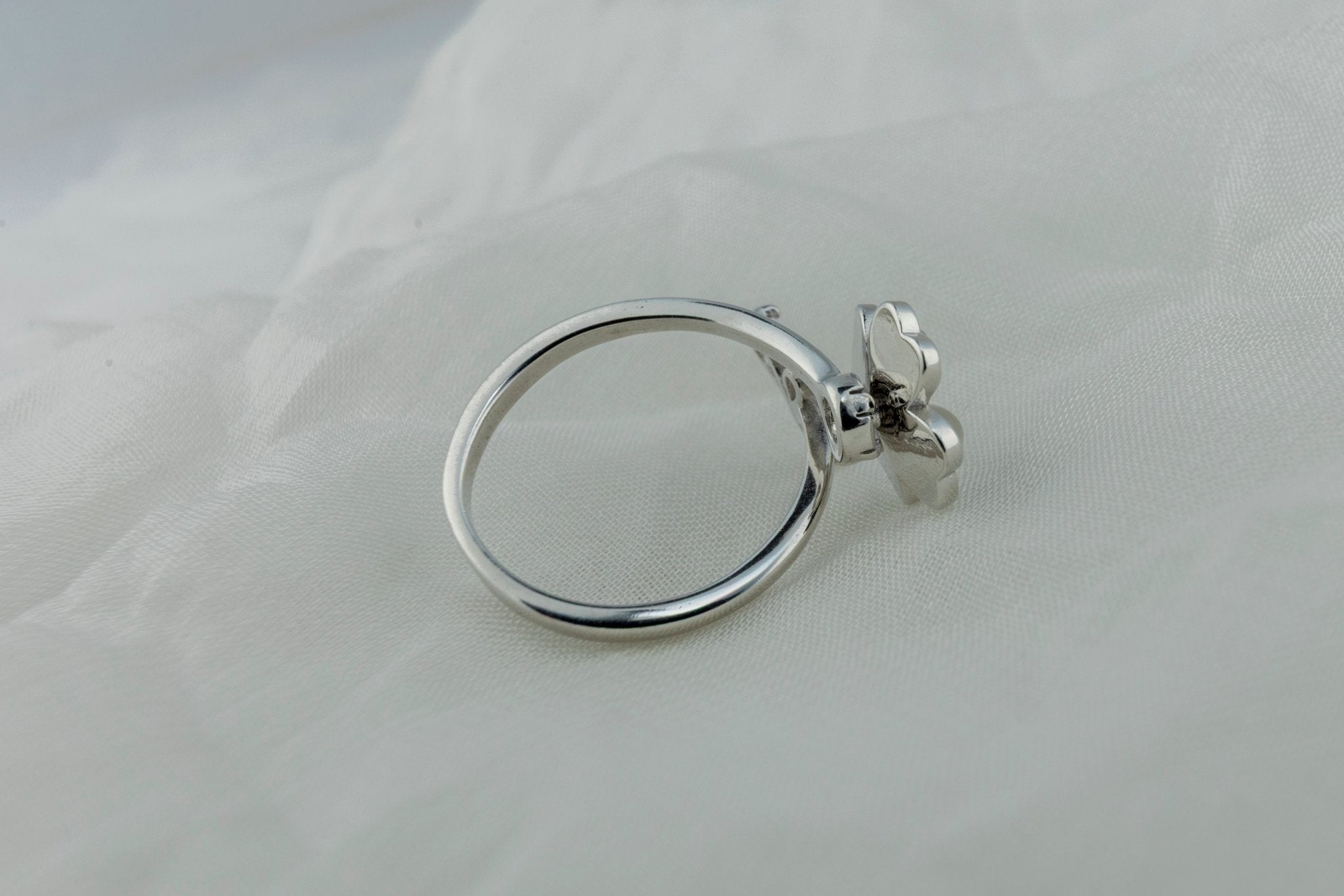 Polished Clover Open Ring - Miraura Jewels