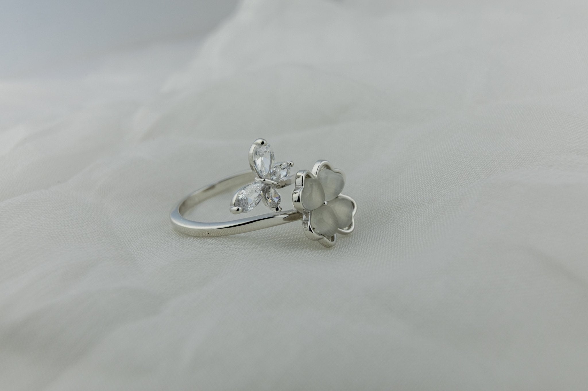 Polished Clover Open Ring - Miraura Jewels