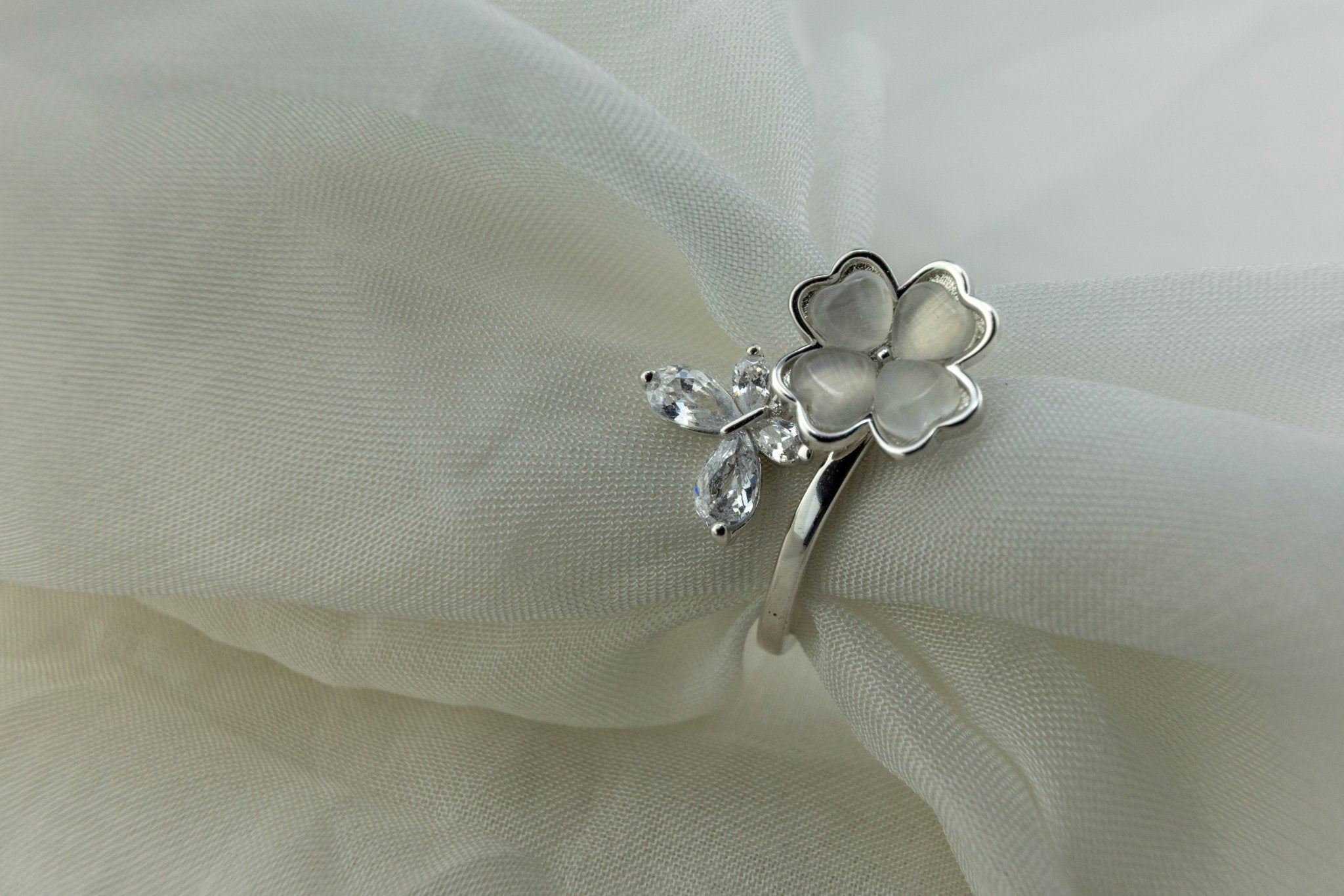 Polished Clover Open Ring - Miraura Jewels