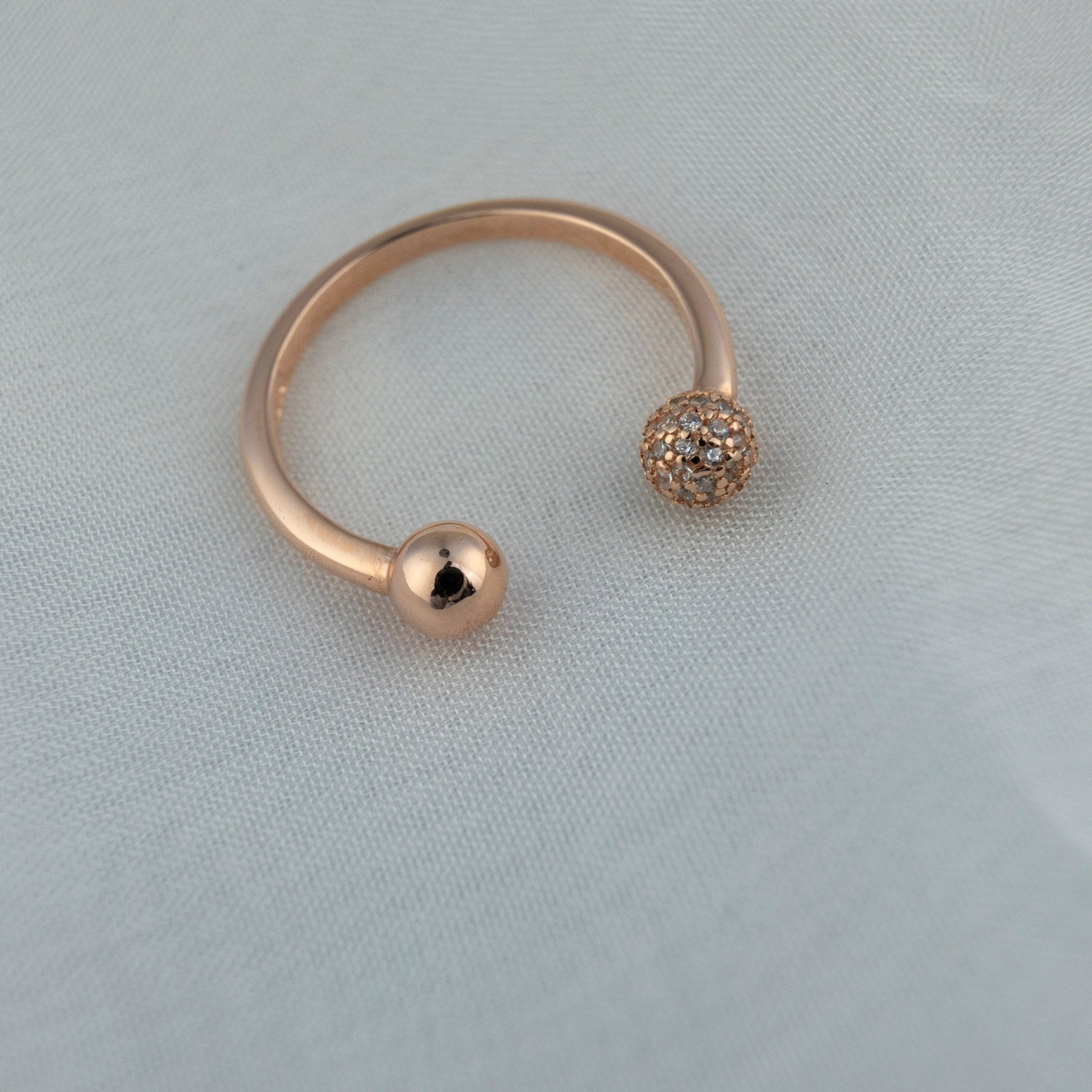 Rose Gold Dotted Open Ring - Miraura Jewels