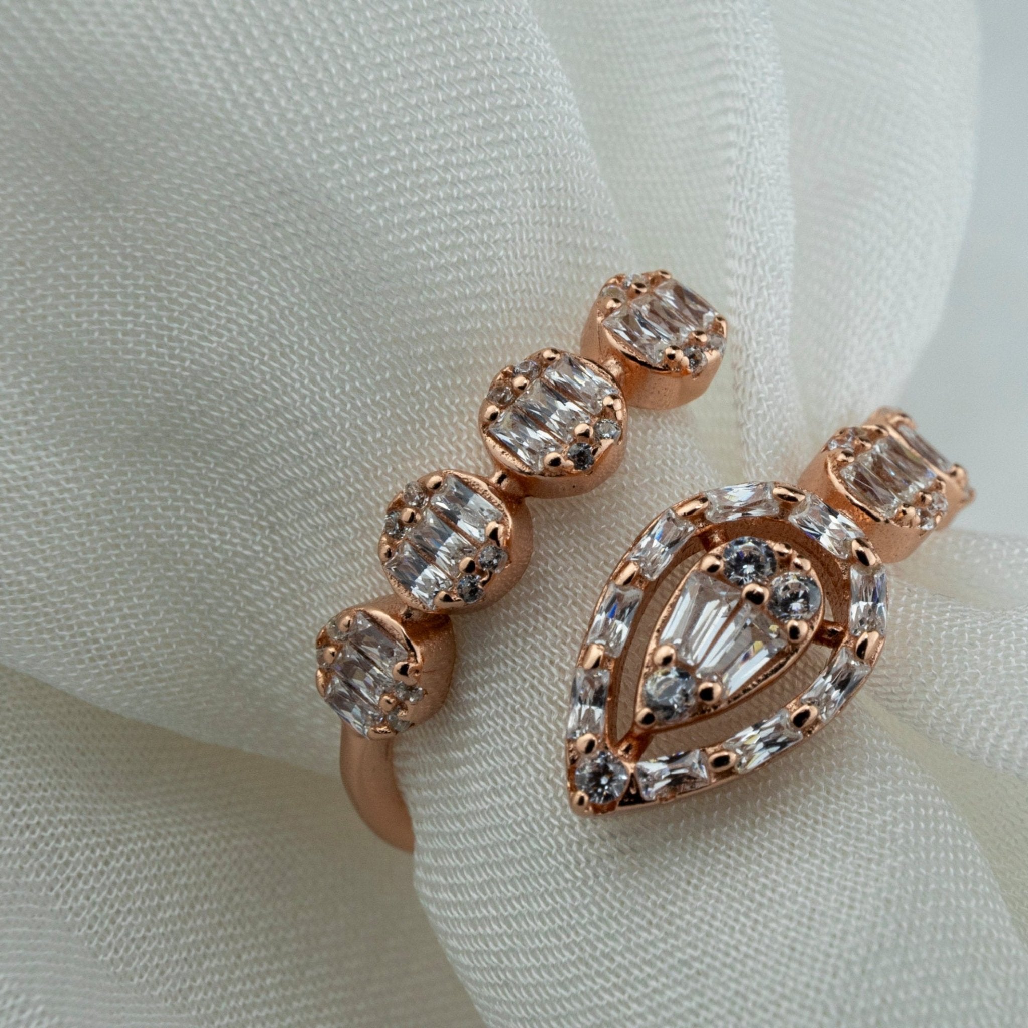 Teardrop & Cluster Ring - Miraura Jewels