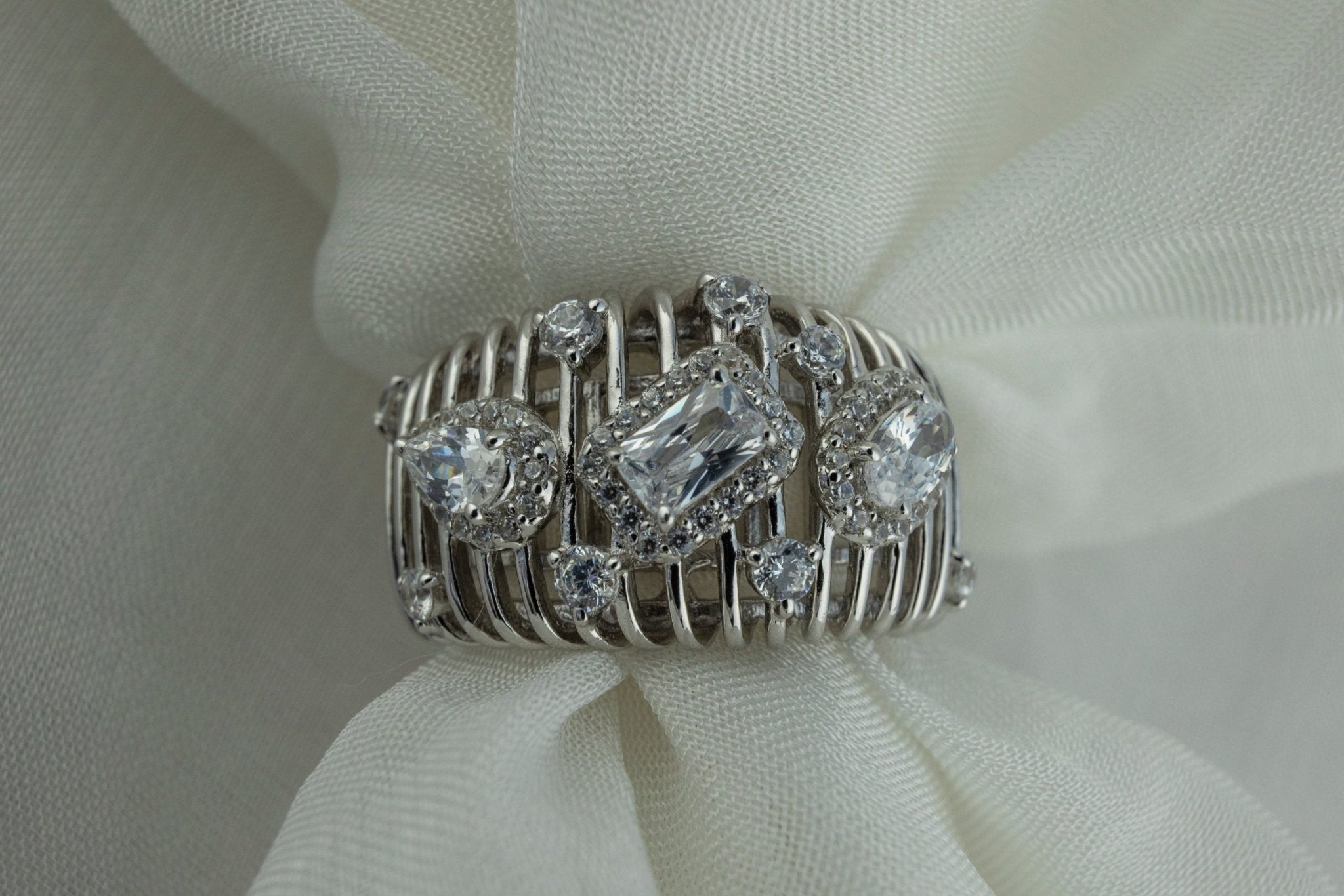 The "Glacier" Drip Ring - Miraura Jewels