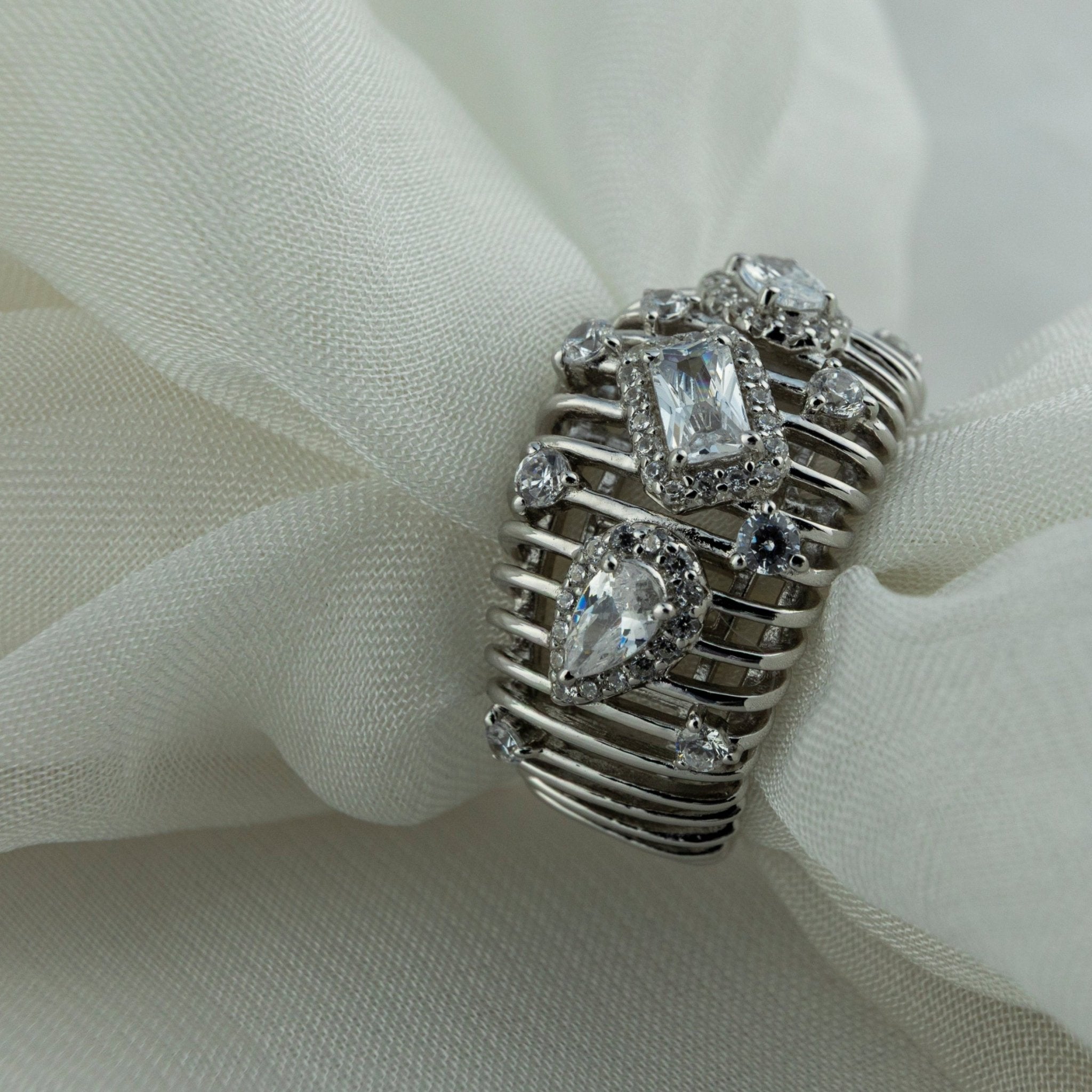 The "Glacier" Drip Ring - Miraura Jewels