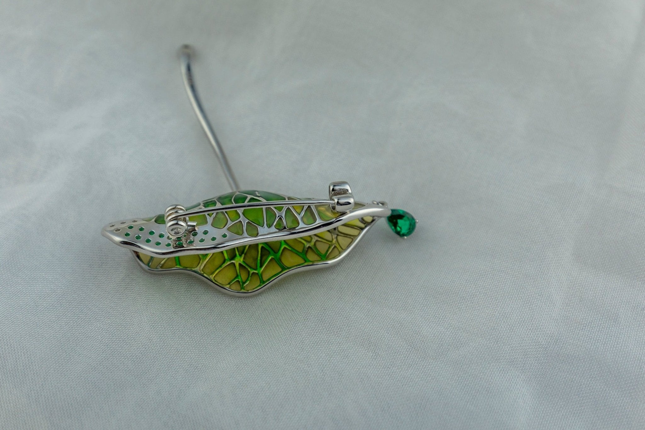 The Panna Dewdrop Brooch - Miraura Jewels