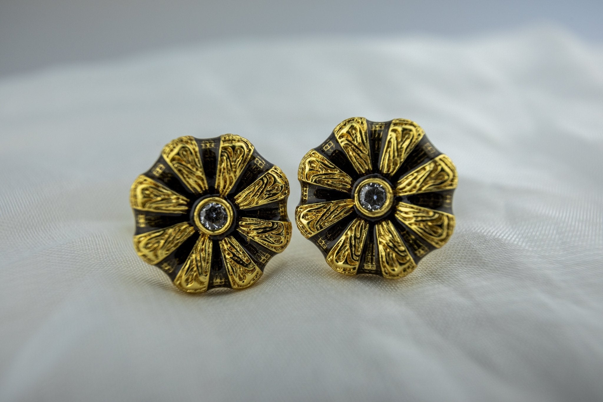 The Pushpa cufflink - Miraura Jewels