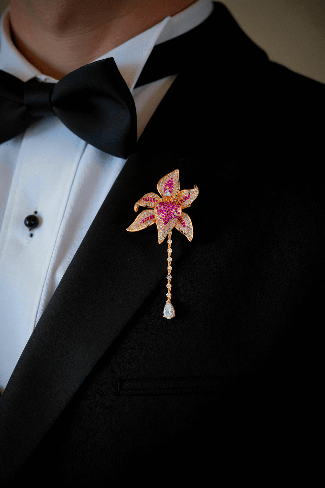 The Ruby Dewdrop Brooch - Miraura Jewels