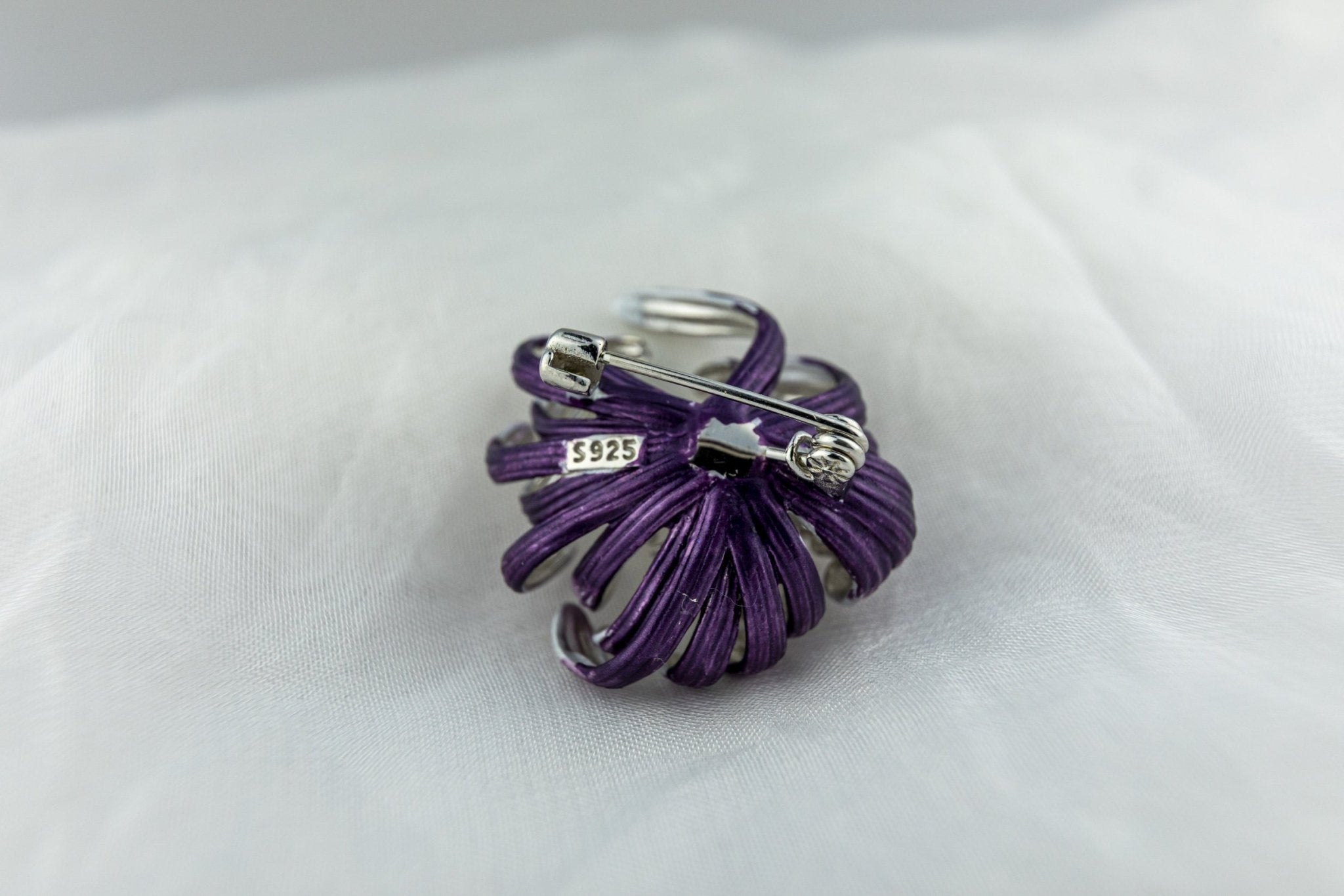 The Silver Guldasta Brooch - Miraura Jewels