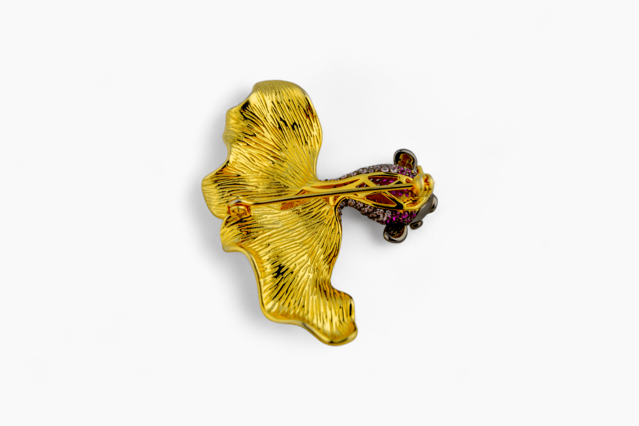 The Sunehri Matsya Brooch - Miraura Jewels
