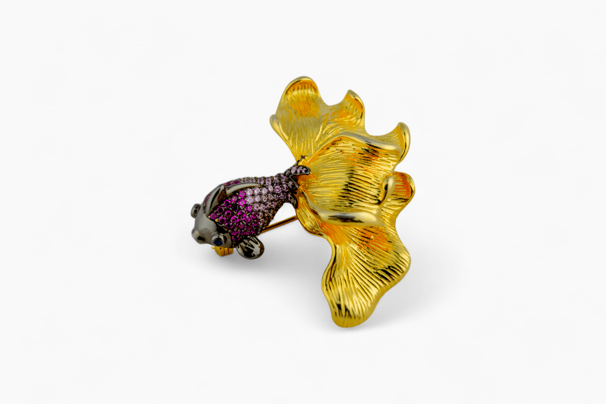 The Sunehri Matsya Brooch - Miraura Jewels