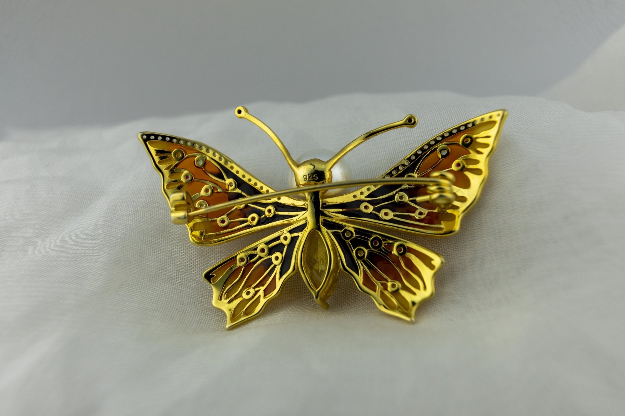 The Sunehri Titli Brooch - Miraura Jewels