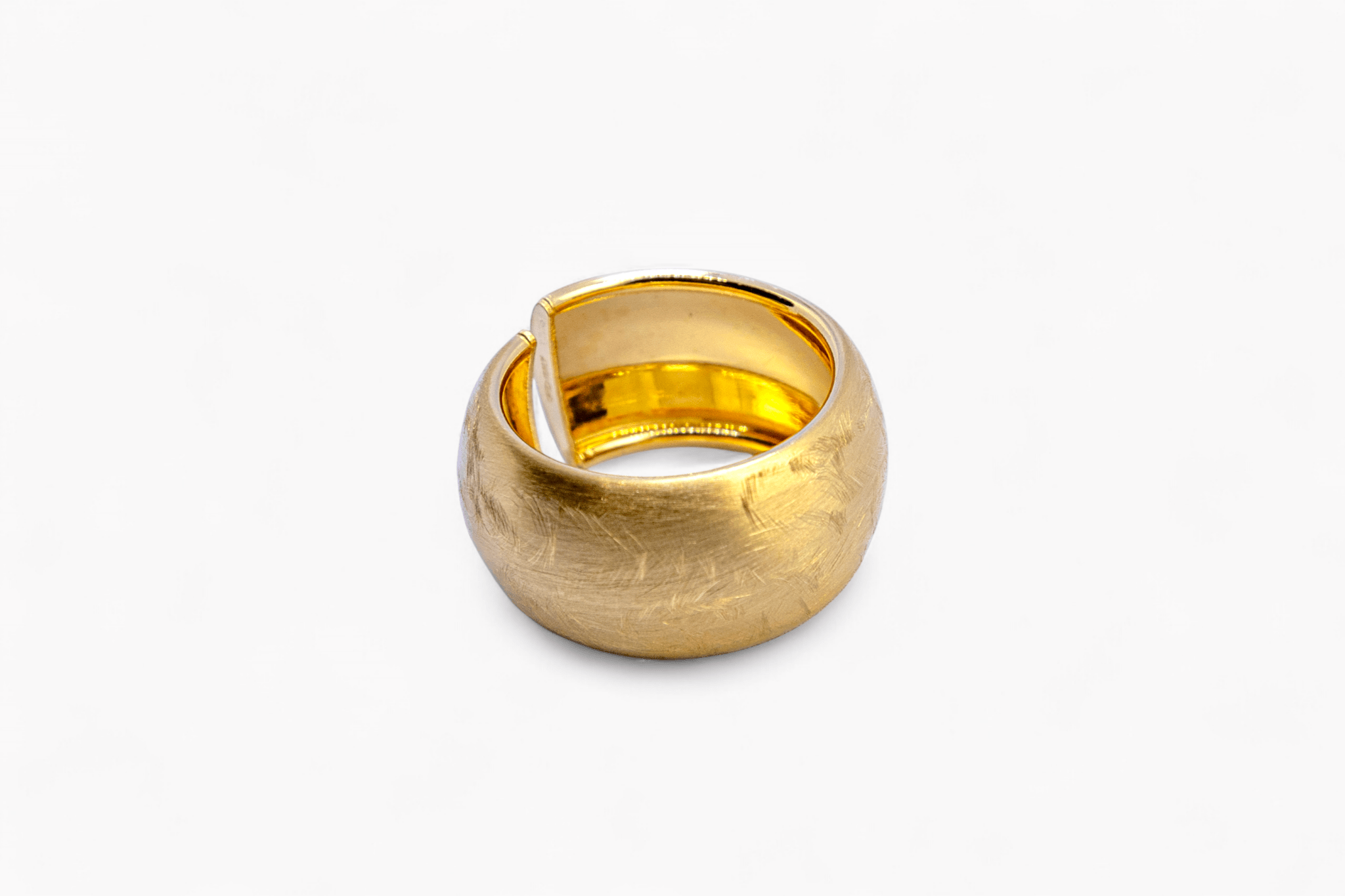 Unique Textured Cigar Band - Miraura Jewels